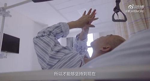 身體被敲斷4次的折疊人出院，打開(kāi)折疊人生(圖11)