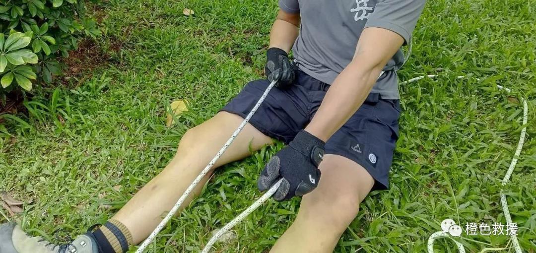 繩索 | 登山者無器材的繩索保護(hù)(圖9) 繩索 | 登山者無器材的繩索保護(hù)(圖9)