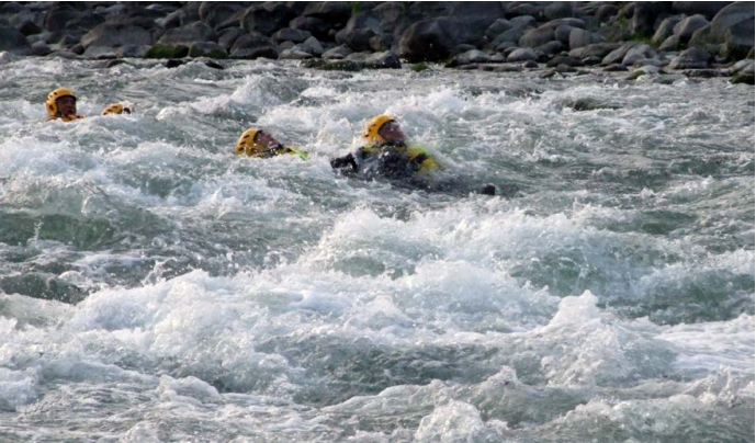 水域救援:水域救援的基礎(chǔ)知識(圖9) 水域救援:水域救援的基礎(chǔ)知識(圖9)